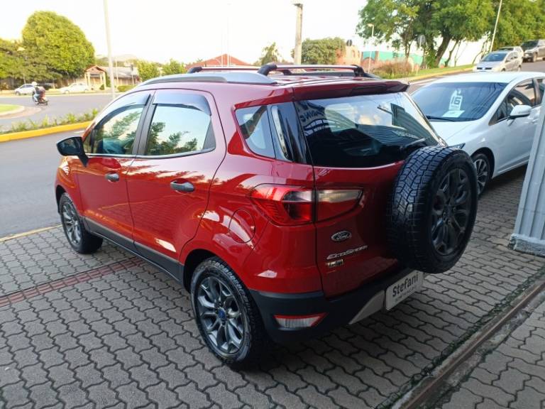 FORD - ECOSPORT - 2017/2017 - Vermelha - R$ 68.900,00