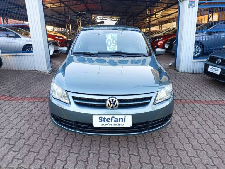 VOLKSWAGEN - VOYAGE - 2008/2009 - Cinza - R$ 33.900,00